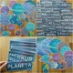 Vesmír - dekorační sada planet, plakátů a popisových kartiček k výzdobě třídy 3