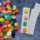 Colours, Pets, Counting - barvy, zvířátka, počítání do 10 s víčky od PET lahví 2