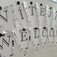 Girlanda černobílá - VÍTEJTE, WELCOME 4