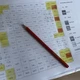 Názvosloví sloučenin (i kyseliny): pixelové vybarvování - zábavná chemie 2