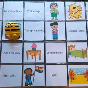 První věty s Bee-Botem (písmena A,E,I,O,U,M,L,S,P,T,J,N,V,Z,D,K)