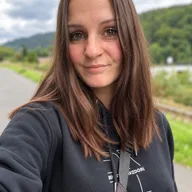 Nikol.Lorencova