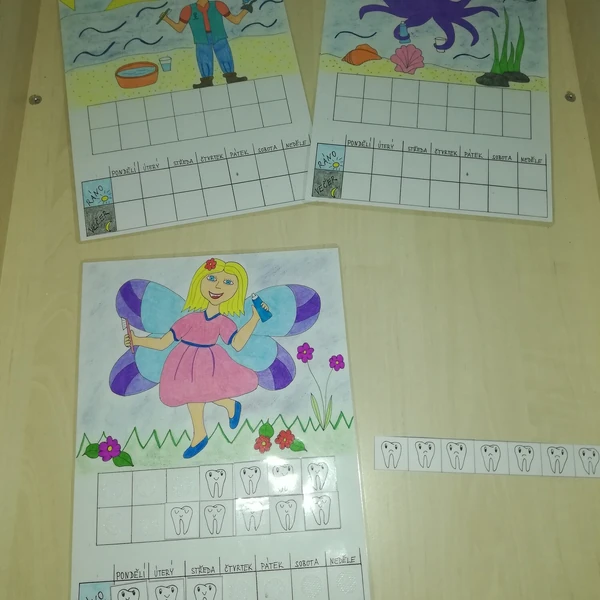 Motivační tabulky na čištění zoubků