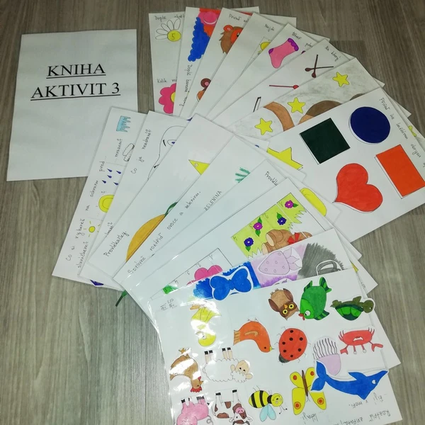 Kniha aktivit 3 - úkoly na suchý zip