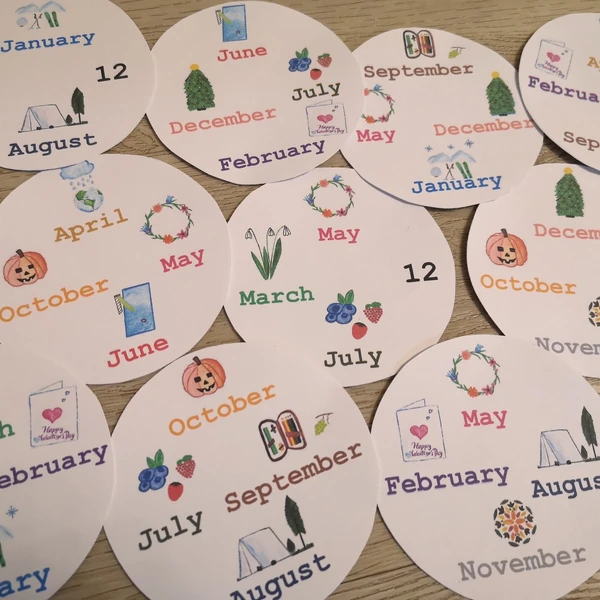 Najdi dvojče -  Months and Seasons - měsíce v roce, roční období - anglicky