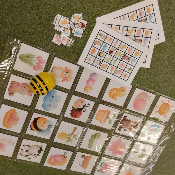 BEE BOT VČELKA - JARO