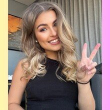 Karolína Holešová - profilový obrázek